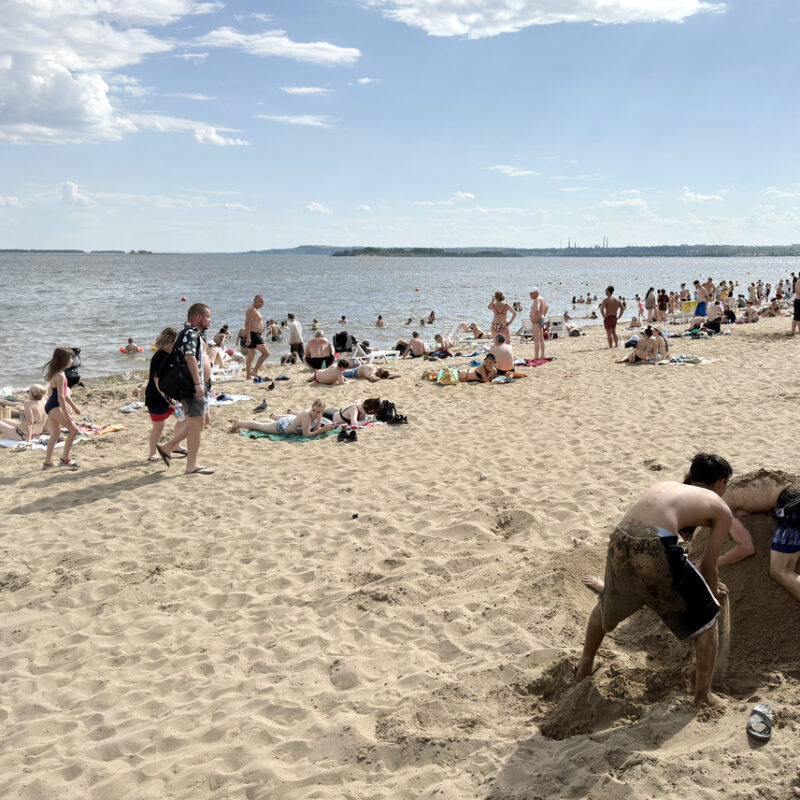 Спас детей, которых уносило в море, Платон Шеин в Дербенте