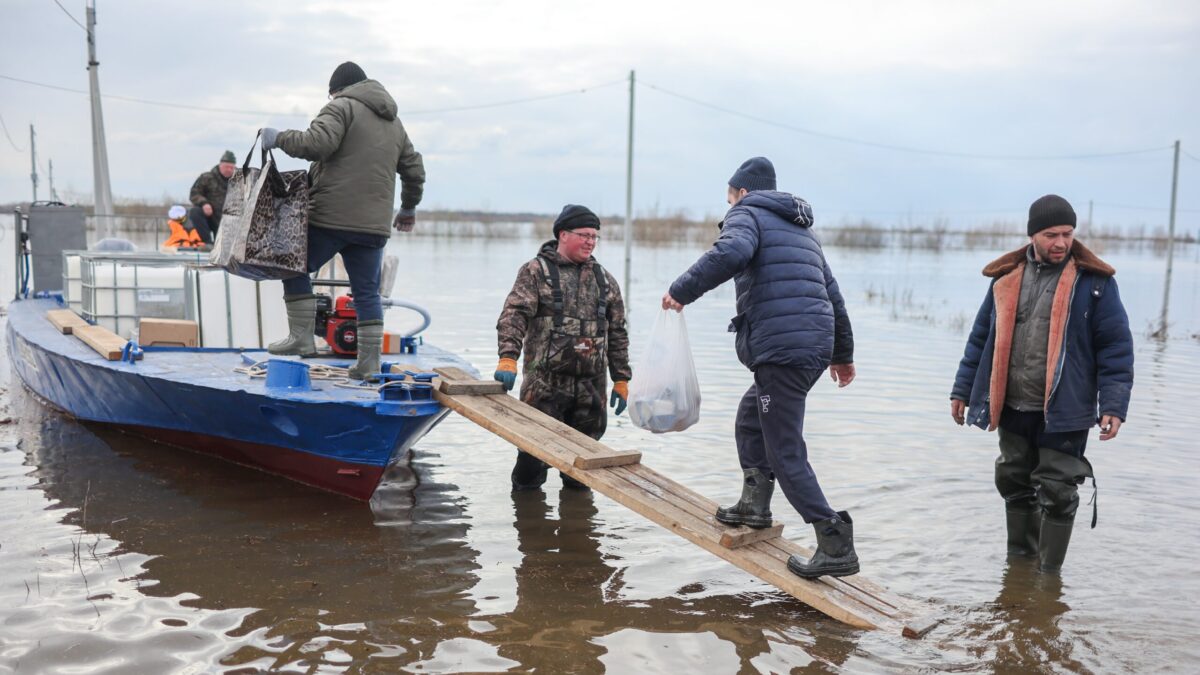 Паводок в Якутии: где и как помочь пострадавшим в Верхоянском районе