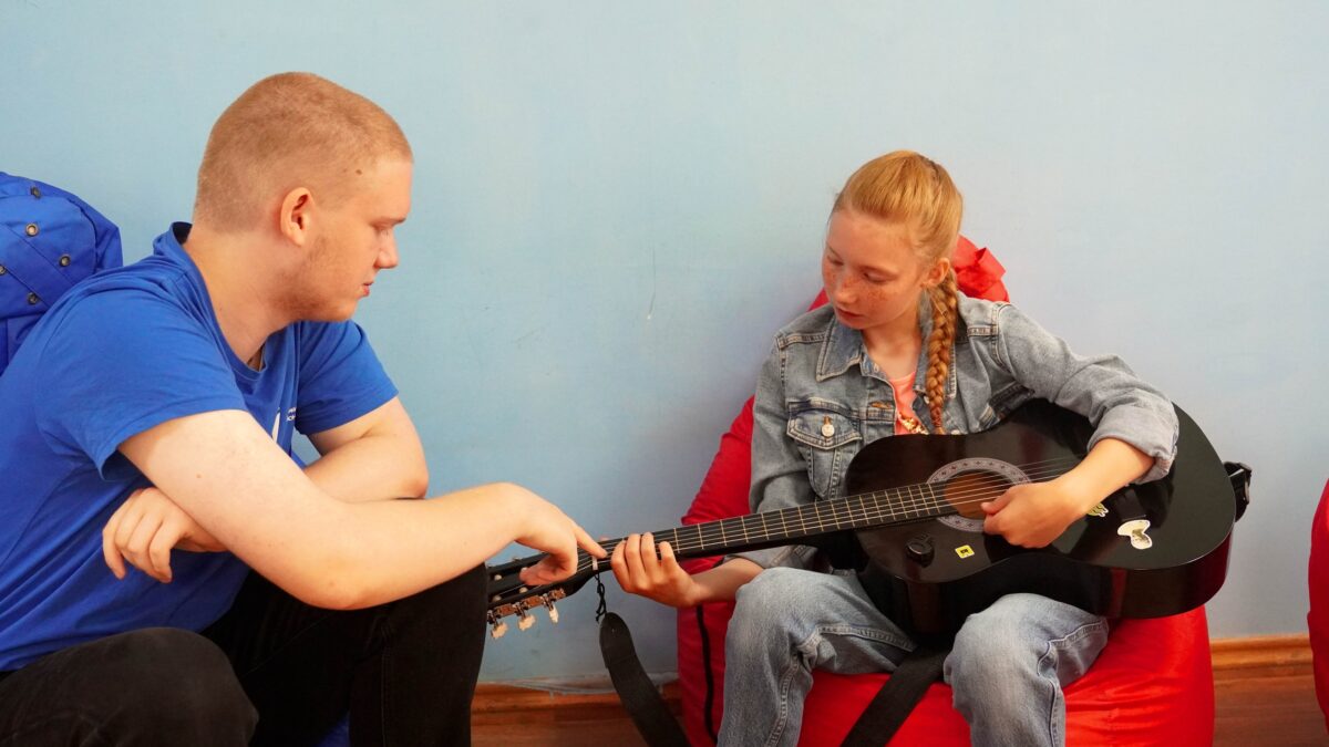 Июнь в Пряжинском районе: даже в каникулы юные активисты помогали на праздниках, создавали «Центр…