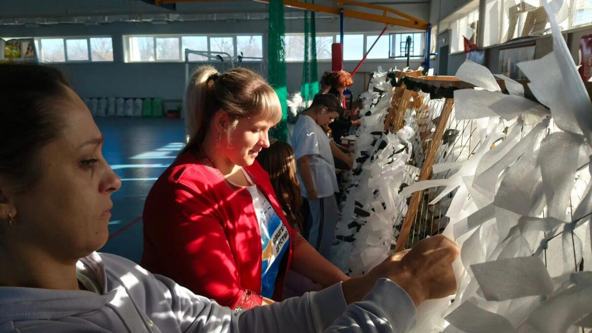 Там, за лентой, — наши: опыт волонтёрской поддержки участников СВО в МКОУ «СОШ с. Прималкинского