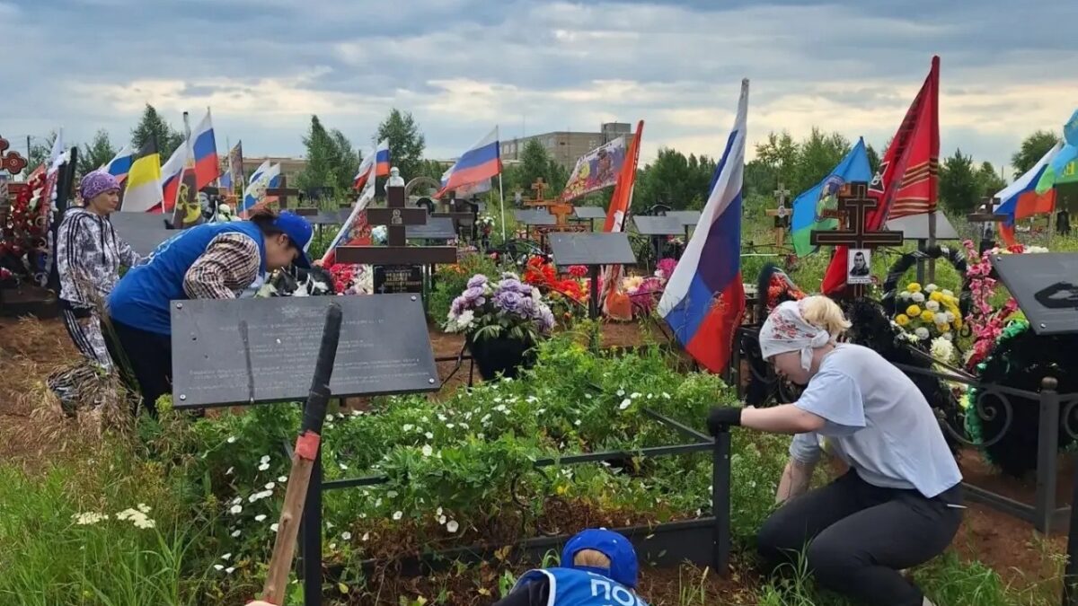 Добровольческая акция «Память»:благоустройство воинских захоронений
