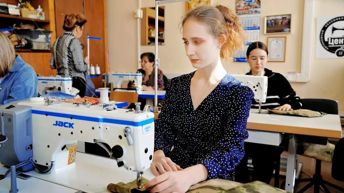 Выпускникам вузов и колледжей станет проще найти работу: поможет закон о стажировках