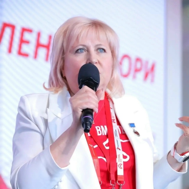 Путь длиною в 36 лет: о наставничестве и волонтёрстве.