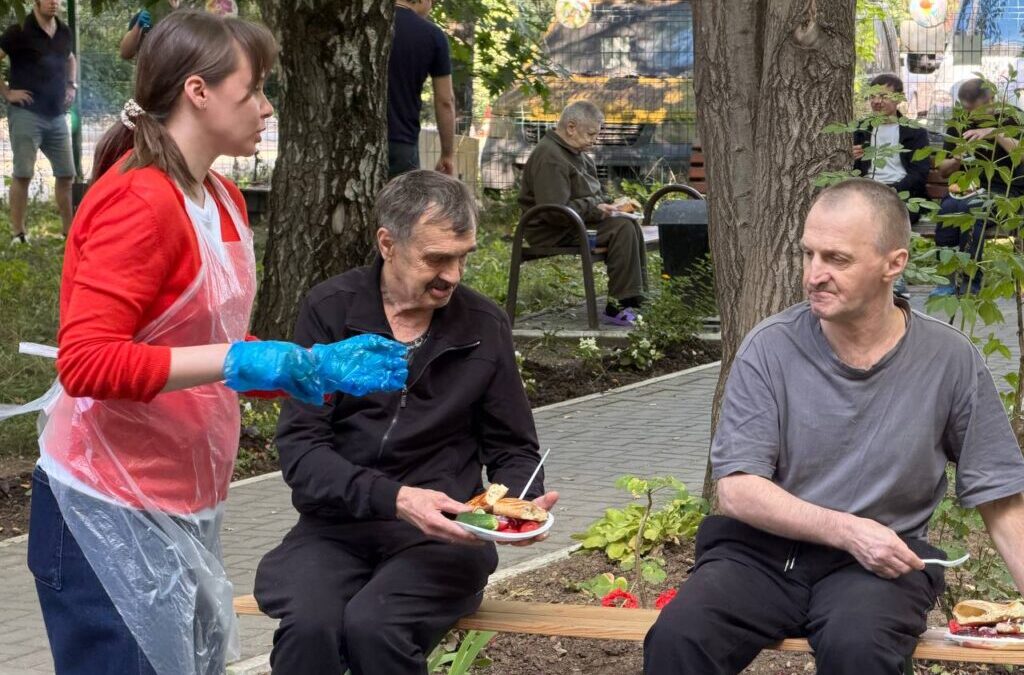 Барбекю для подопечных