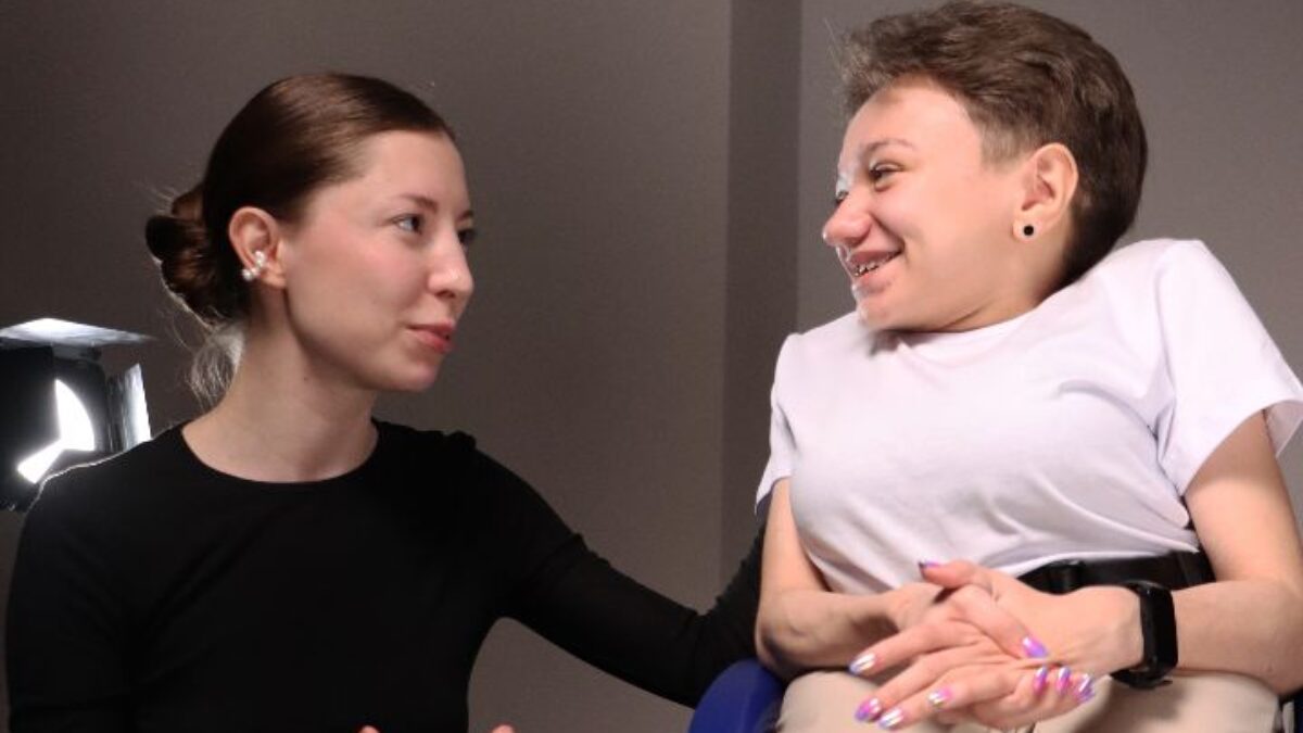 Актриса Маруся Жуковская – о волонтёрстве и наставничестве