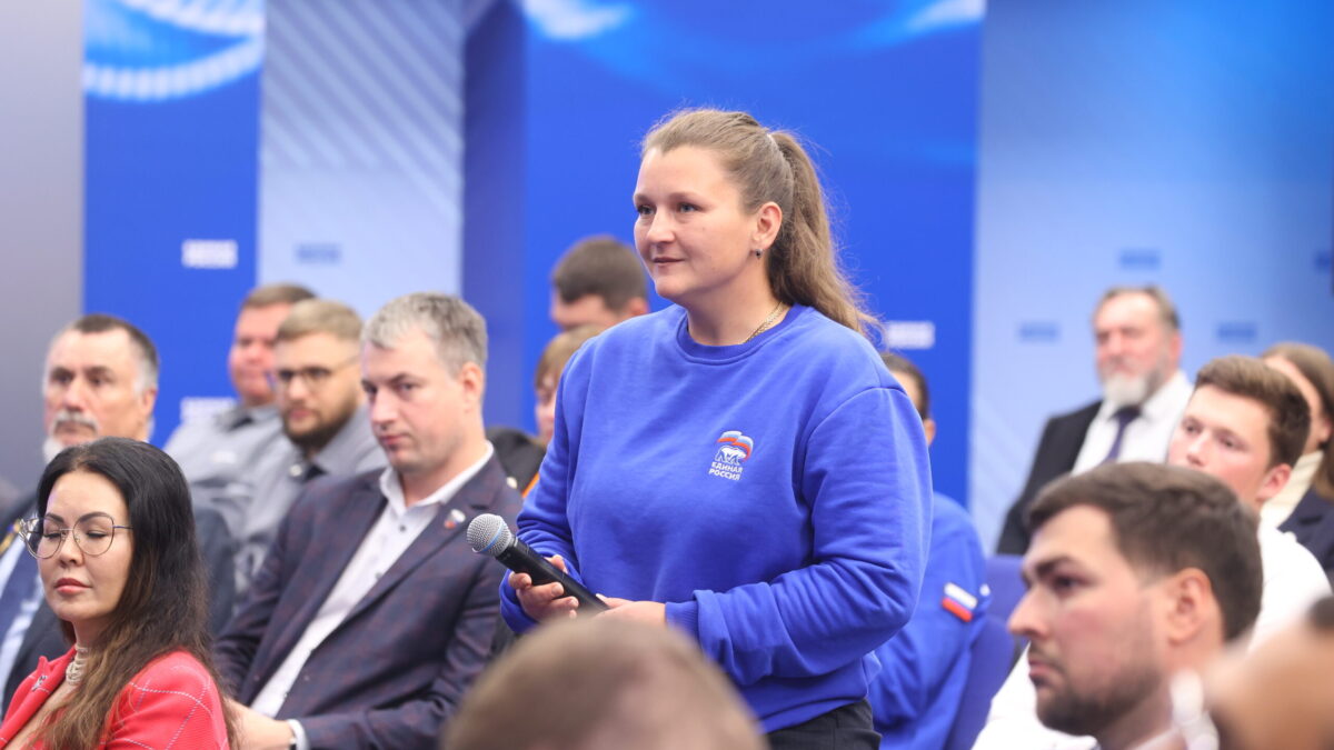 Волонтёры «Единой России»: итоги работы в зонах ЧС