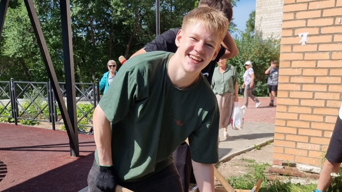 Волонтёрство в лицах: Сергей Анисимов