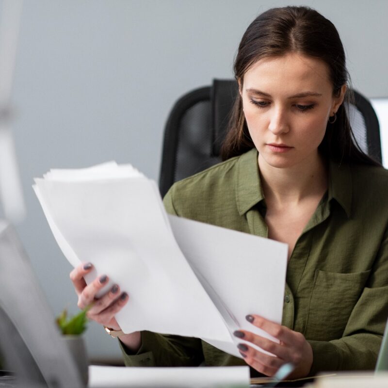Папки, чеки, скриншоты: как выстроить работу с грантовым отчётом
