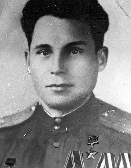 Пётр Кузнецов — Герой боёв за Курск