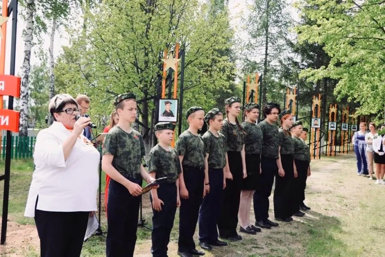 В Кузоватовском районе торжественно открыли «Аллею памяти»!